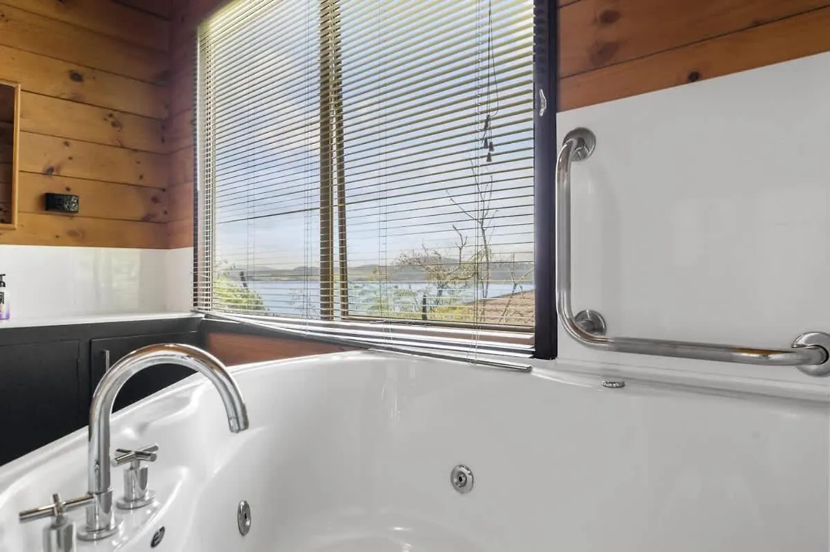 Kawaha On The Lake Rotorua Holiday home